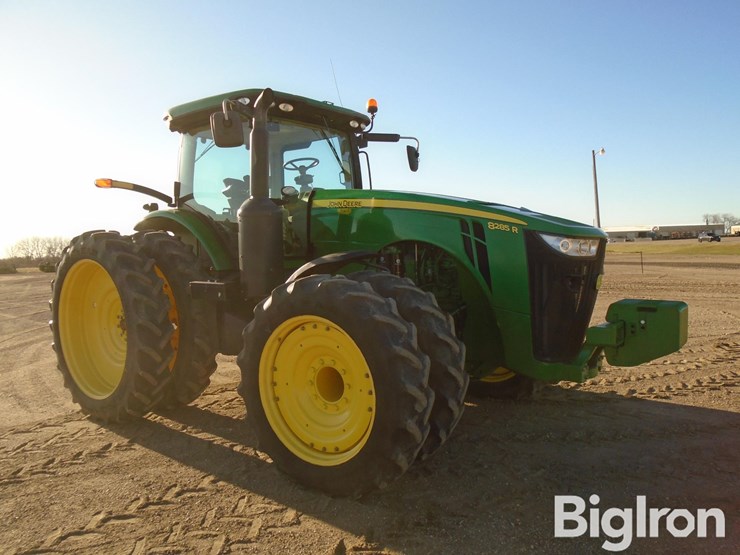 2012-john-deere-8285r-image-13