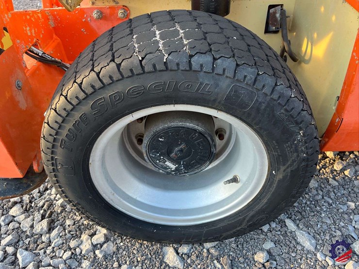 2021-jlg-4069le-image-6