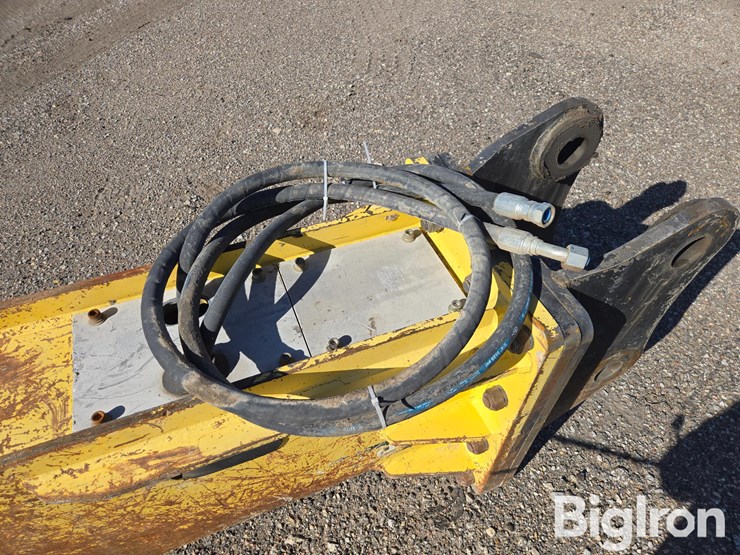 stanley-mbx138-hydraulic-hammer-image-9