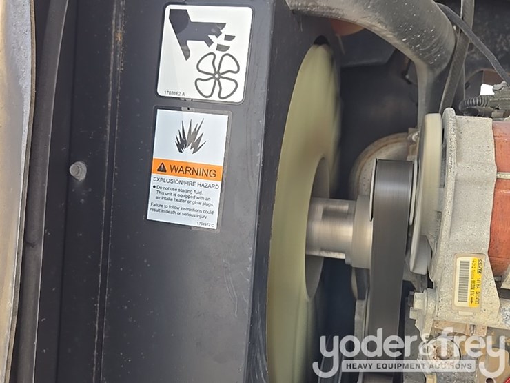 2015-jlg-600aj-image-84