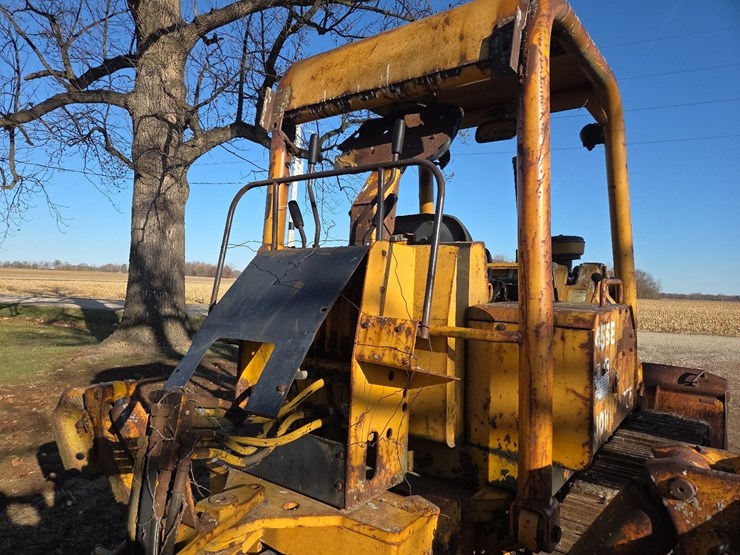 jd-455e-track-loader-w/-backhoe-image-19