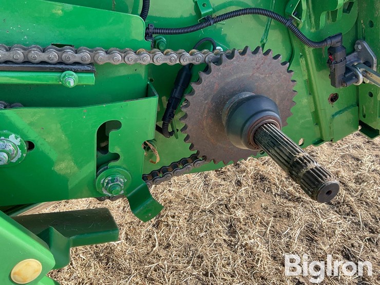 2015-john-deere-s680-image-15