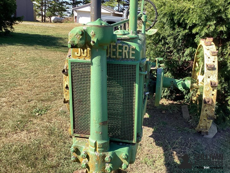 john-deere-b-image-9
