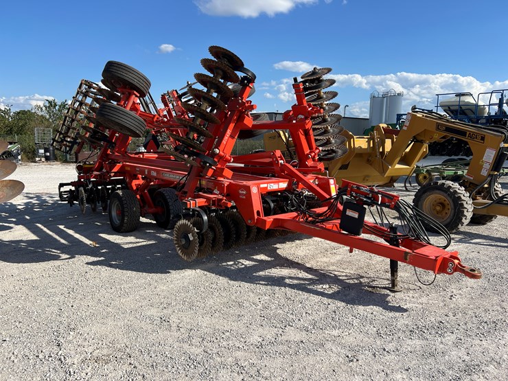 #206689-•-kuhn-8005-excellerator-image-18