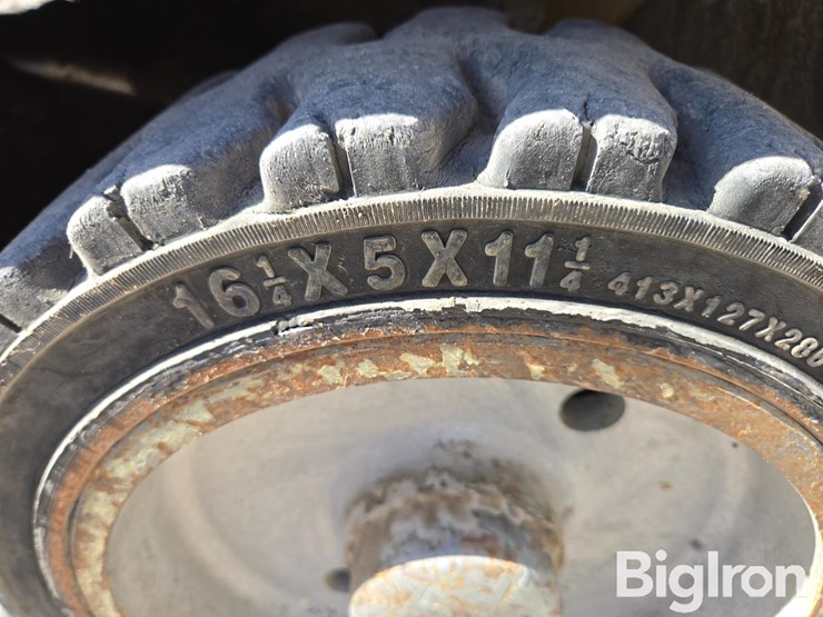 yale-forklift-image-18