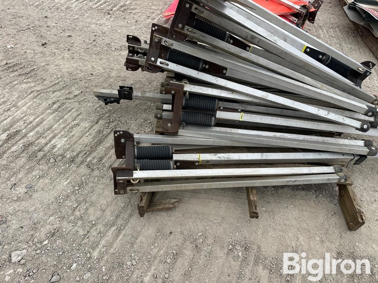 road/construction-barricades,-signage-&-stands-image-14