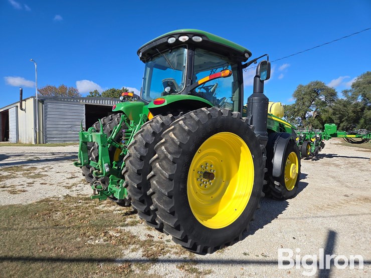 2016-john-deere-8245r-image-5