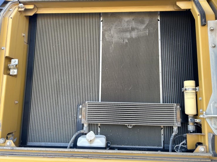 2014-caterpillar-336el-image-55