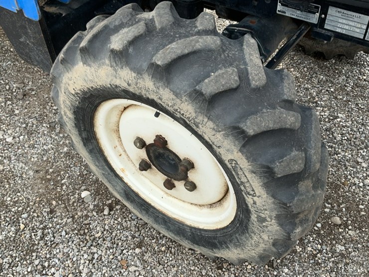 2013-new-holland-workmaster-40-image-28