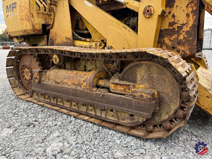 massey-ferguson-300-image-12