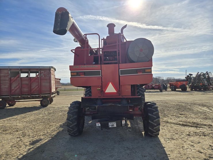 case-ih-1666-image-13