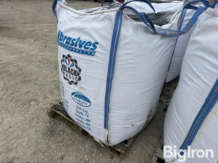 abrasives-black-magic-blasting-media-image-15