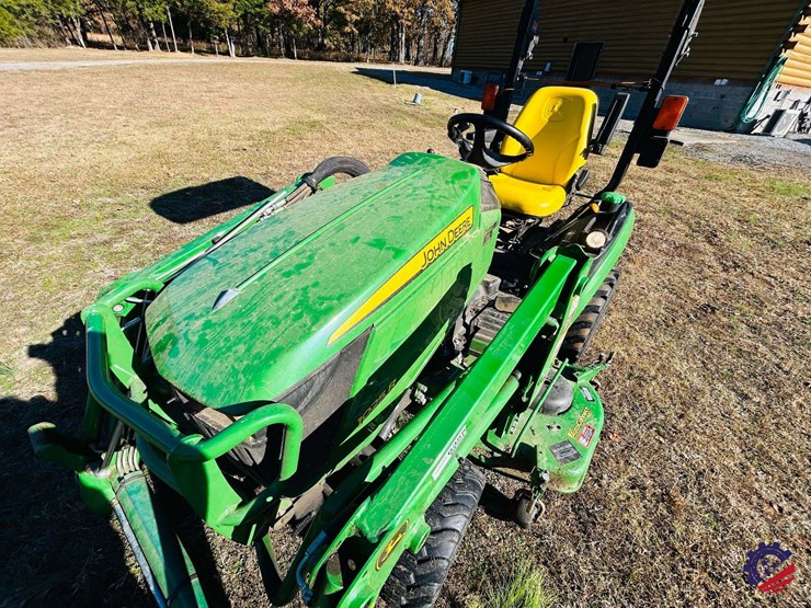 2016-john-deere-1025r-image-43