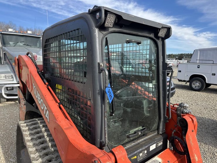 kubota-svl75-2-image-22