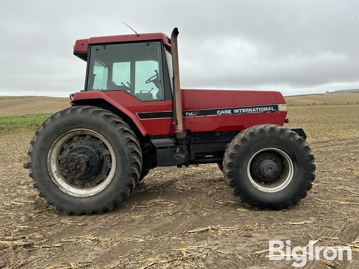 1990-case-ih-7140-image-4