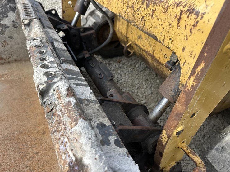 caterpillar-239d-image-11