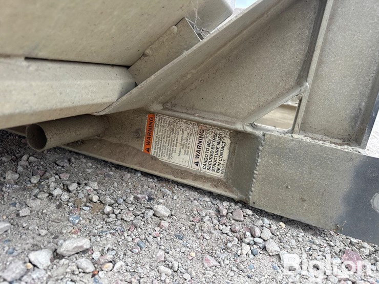 pro-tech-aluminum-headache/storage-rack-image-18