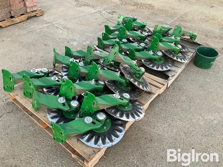 2022-john-deere-1795-image-3