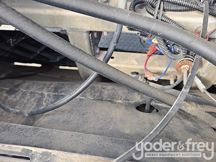 2020-club-car-carryall-1700-image-51