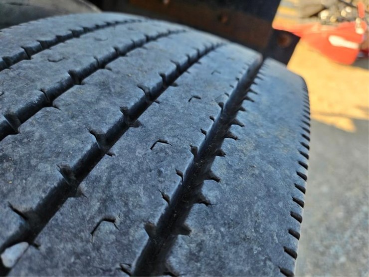 1997-imt-5200-image-60