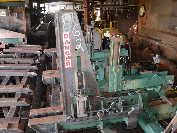 cleereman-model-lpc-42-3-head-block-carriage-w/-length-of-carriage-17'-w/-trackway-w/-pantagraph-w/-end-of-track-air-bag-stops-sn#42-39092-image-6