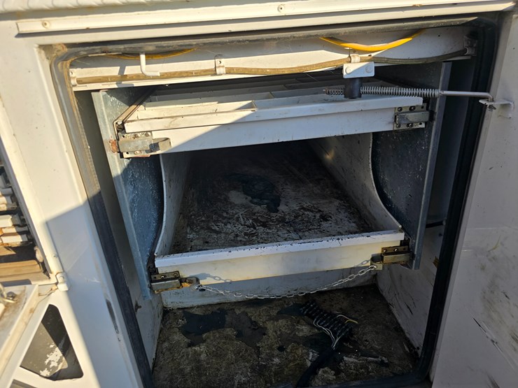 #22404-•-dakota-bodies,-inc-service-bed-image-15