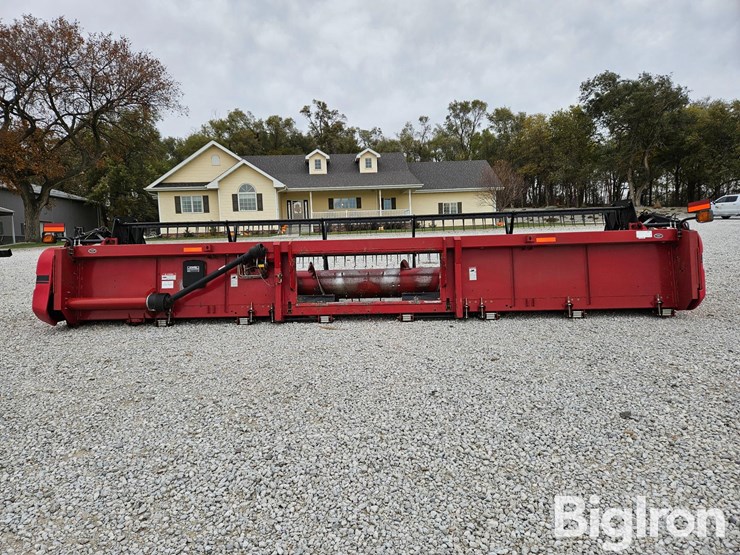 2011-case-ih-3020-image-6