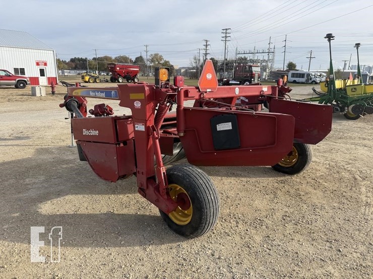 2015-new-holland-h7230-image-3