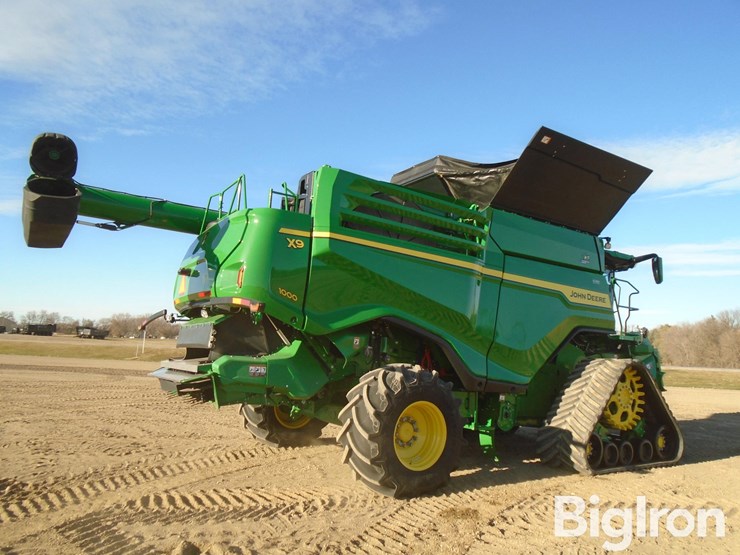 2022-john-deere-x9-1000-image-5