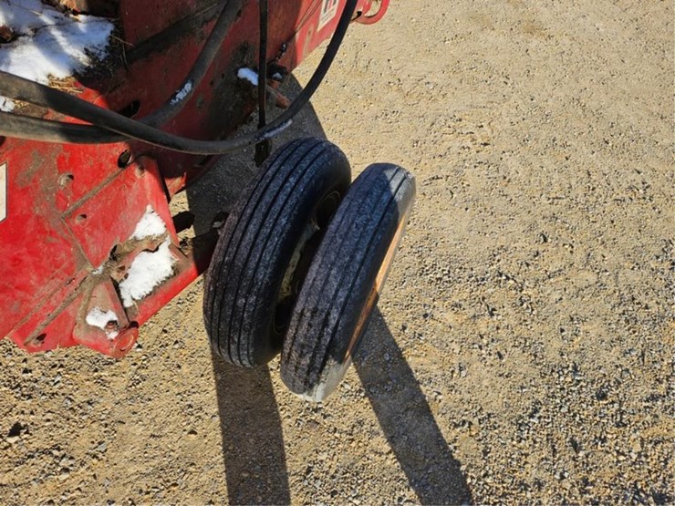 international-37-image-32