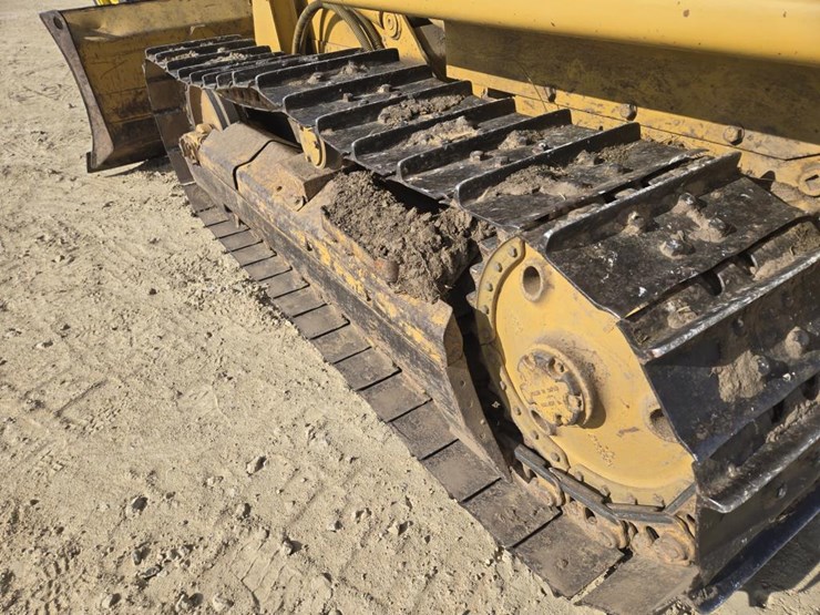 1996-caterpillar-d3c-image-6