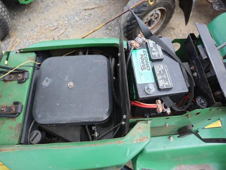 john-deere-316-image-15