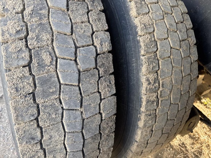 #1463-•-2007-mack-quad-axle-dump-truck-image-87