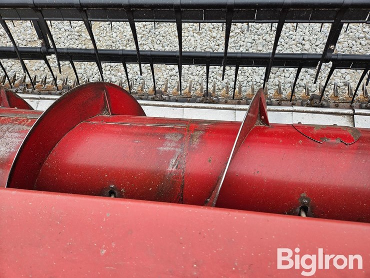 2011-case-ih-3020-image-15