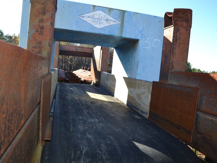 mdi-model-2000-whole-tree-metal-detector-w/-41"x44"-opening-w/-41"x17'-belt-feed-w/-fiberglass-section-w/-no-drive-drive-of-ladder-back-conveyor-w/-control-image-4