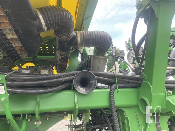 2012-john-deere-1790-image-24