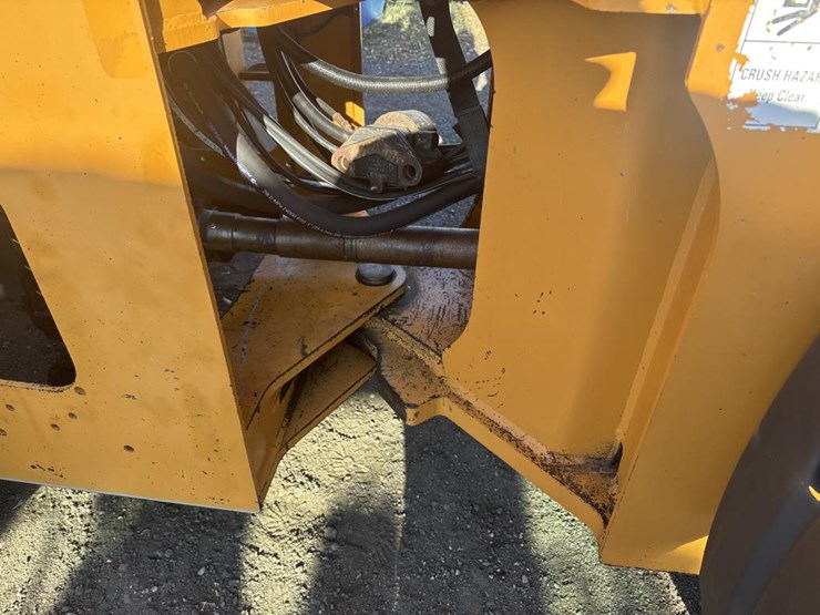 case-621f-xr-image-29