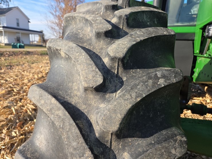 john-deere-7810-image-6