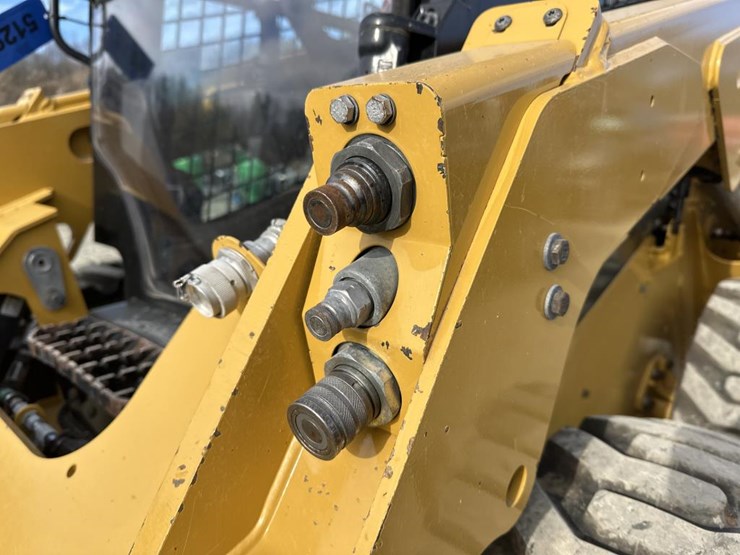 caterpillar-236d3-image-12