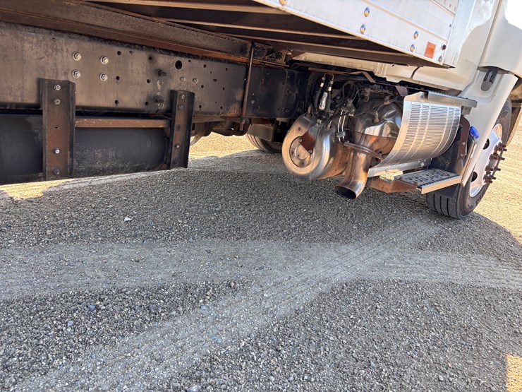 2014-axle-24ft-image-12