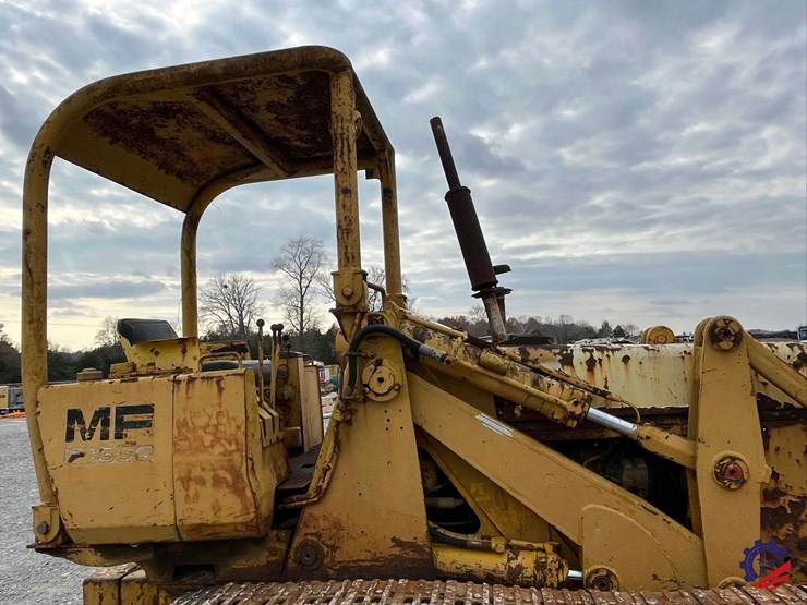 massey-ferguson-300-image-35