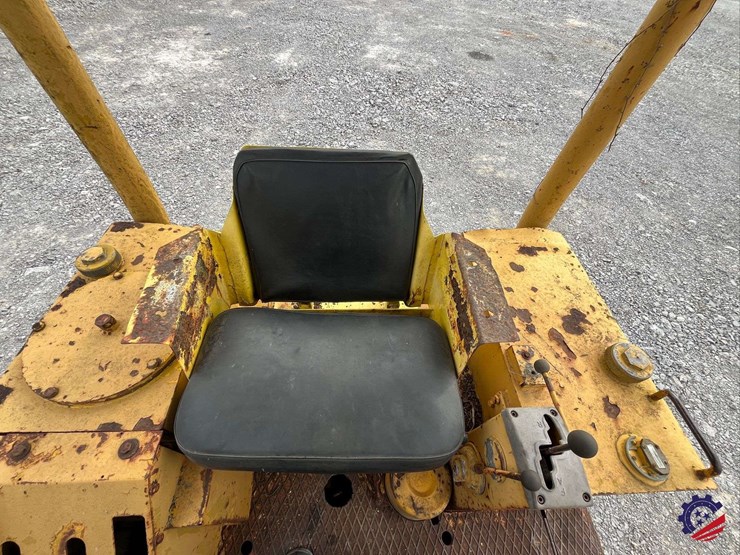 massey-ferguson-300-image-48