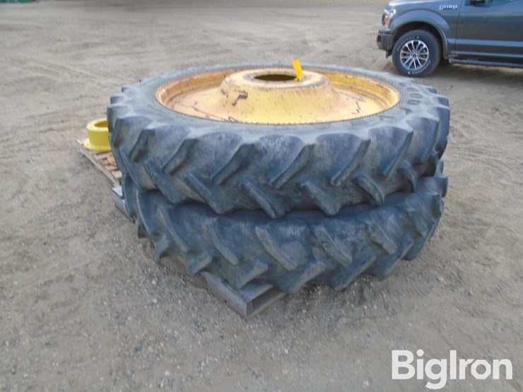 john-deere-380-image-7