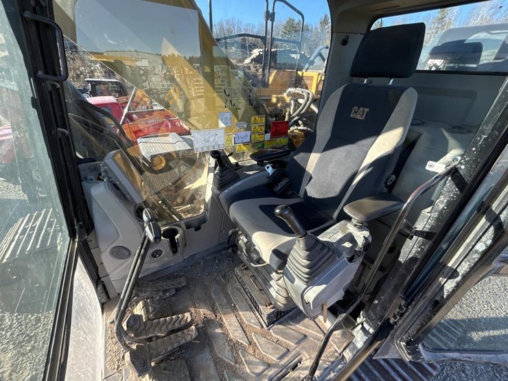 2014-caterpillar-336el-image-63