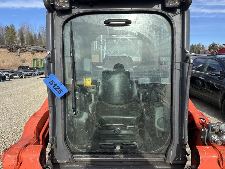 kubota-svl75-2-image-30