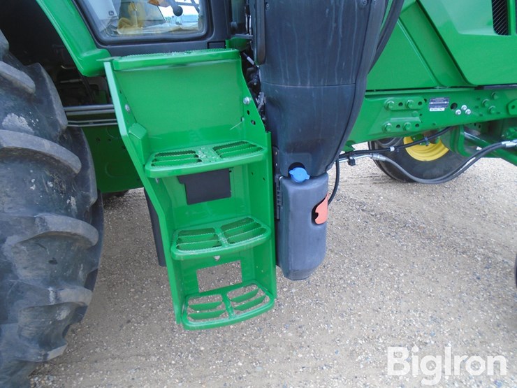 2023-john-deere-6155m-image-17