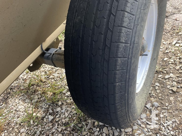 2010-unverferth-3750-image-19