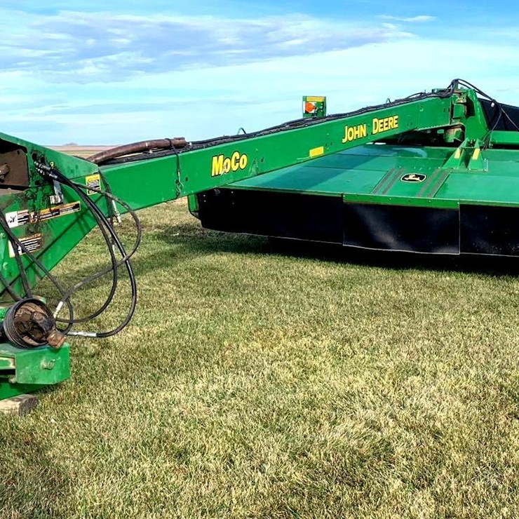 JOHN DEERE 956