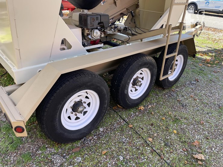 2010-unverferth-3750-image-35