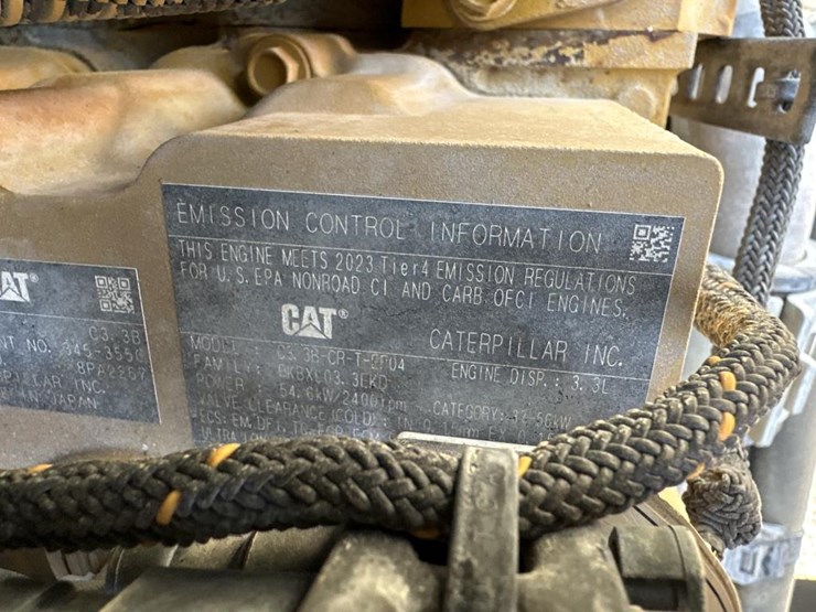 caterpillar-236d3-image-30